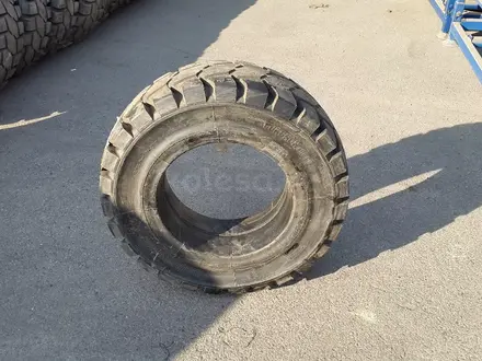 Шины на вилочный погрузчик Bridgestone DEESTONE STARCO KENDA в Алматы