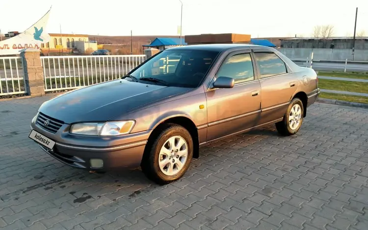 Toyota Camry 1997 года за 3 500 000 тг. в Урджар