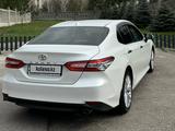 Toyota Camry 2019 года за 15 400 000 тг. в Алматы – фото 5