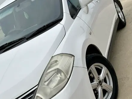 Nissan Tiida 2004 года за 3 100 000 тг. в Атырау – фото 2