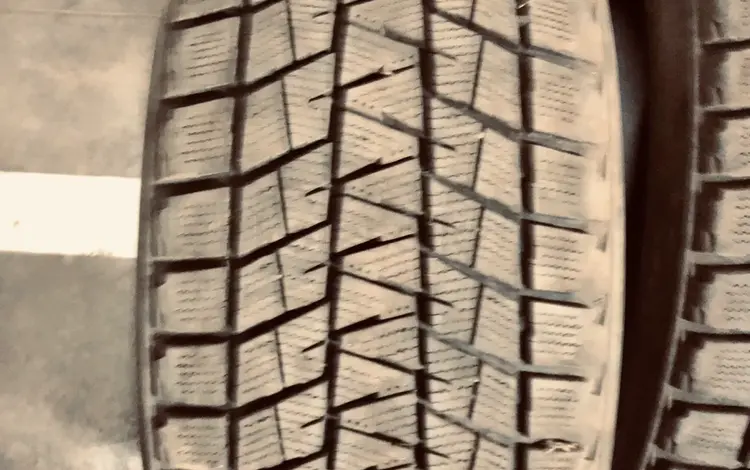 Bridgestone Blizzak DM-V1 275/40 R20 за 60 000 тг. в Астана