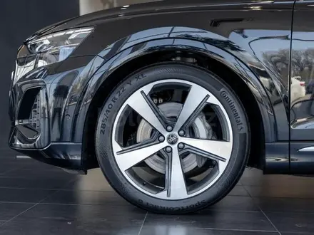 Audi Q8 55 TFSI Quattro Design 2025 года за 53 090 000 тг. в Алматы – фото 11