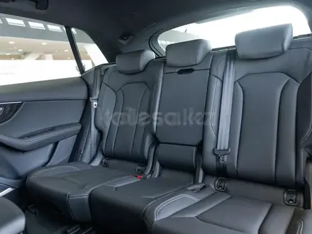 Audi Q8 55 TFSI Quattro Design 2025 года за 53 090 000 тг. в Алматы – фото 30
