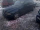 Mercedes-Benz C 200 1997 года за 100 000 тг. в Рудный – фото 2