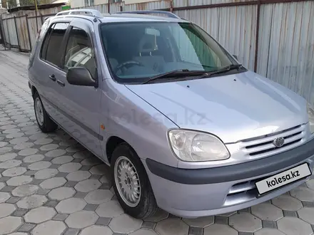 Toyota Raum 1998 года за 2 250 000 тг. в Алматы