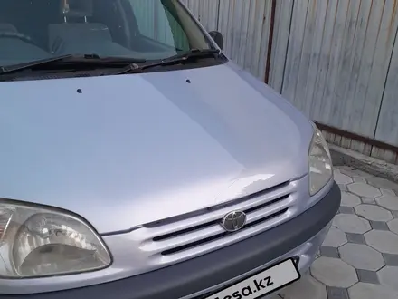 Toyota Raum 1998 года за 2 250 000 тг. в Алматы – фото 4