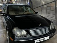 Mercedes-Benz C 240 2004 года за 3 300 000 тг. в Алматы