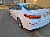 Kia Optima 2018 года за 5 800 000 тг. в Актобе – фото 4