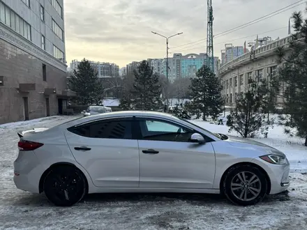 Hyundai Elantra 2017 года за 7 900 000 тг. в Алматы – фото 21