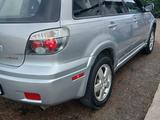 Mitsubishi Outlander 2004 года за 3 900 000 тг. в Алматы – фото 2