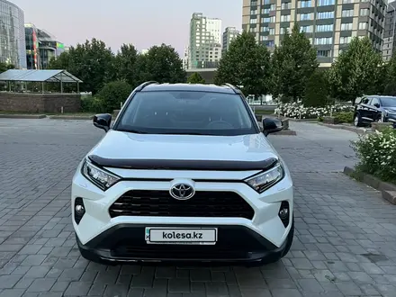 Toyota RAV4 2021 года за 19 490 000 тг. в Алматы – фото 10