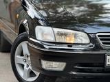 Toyota Camry 2000 года за 5 100 000 тг. в Алматы – фото 3