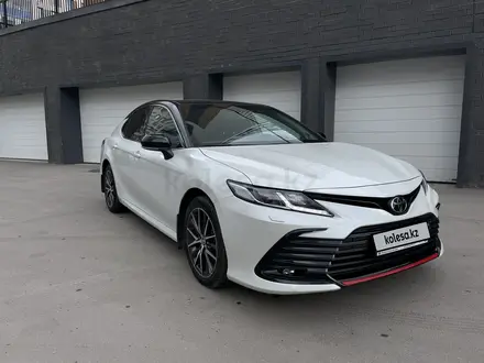 Toyota Camry 2021 года за 16 700 000 тг. в Астана – фото 4