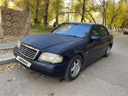 Mercedes-Benz C 200 1996 года за 1 800 000 тг. в Тараз – фото 3