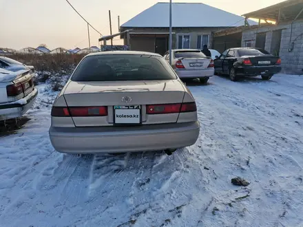 Toyota Camry 1998 года за 2 700 000 тг. в Алматы – фото 8