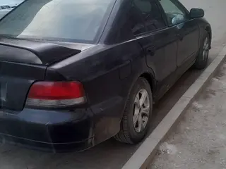 Mitsubishi Galant