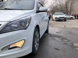 Hyundai Solaris 2015 года за 6 000 000 тг. в Алматы – фото 4