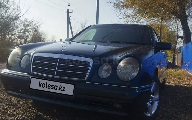 Mercedes-Benz E 200 1996 годаүшін2 100 000 тг. в Караганда