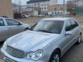 Mercedes-Benz C 200 2000 годаүшін2 810 377 тг. в Актау – фото 4