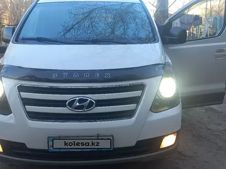 Hyundai Starex 2015 года за 9 200 000 тг. в Караганда