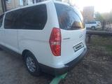 Hyundai Starex 2015 годаүшін9 200 000 тг. в Караганда – фото 5