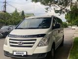 Hyundai H-1 2017 года за 13 000 000 тг. в Алматы – фото 2