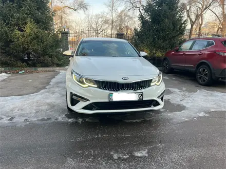 Kia Optima 2020 года за 9 400 000 тг. в Алматы