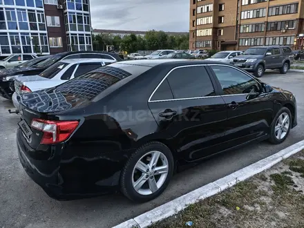 Toyota Camry 2014 года за 5 300 000 тг. в Уральск – фото 5