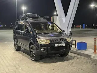 Mitsubishi Delica D:5, 2011