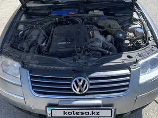 Volkswagen Passat, 2003