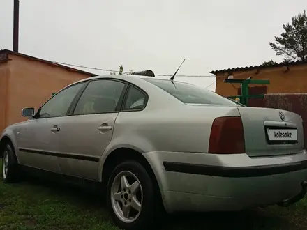 Volkswagen Passat 1997 года за 990 000 тг. в Костанай – фото 2