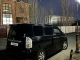 Toyota Voxy 2008 года за 6 100 000 тг. в Атырау – фото 3