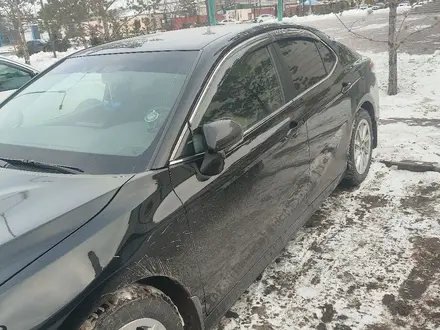 Toyota Camry 2021 года за 15 000 000 тг. в Астана – фото 2