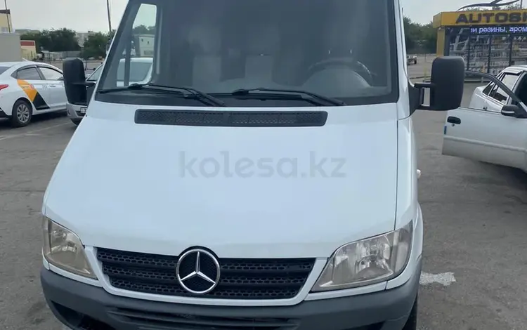 Mercedes-Benz Sprinter 2006 годаfor7 800 000 тг. в Алматы