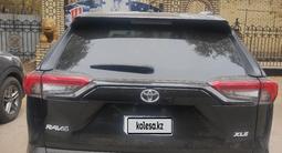 Toyota RAV4 2020 годаүшін12 500 000 тг. в Актобе – фото 3