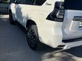 Toyota Land Cruiser Prado 2022 годаfor27 890 000 тг. в Актау – фото 10