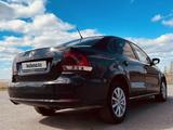 Volkswagen Polo 2015 года за 5 990 000 тг. в Кокшетау – фото 2