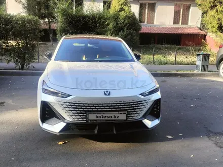 Changan UNI-V 2023 года за 7 800 000 тг. в Алматы – фото 2