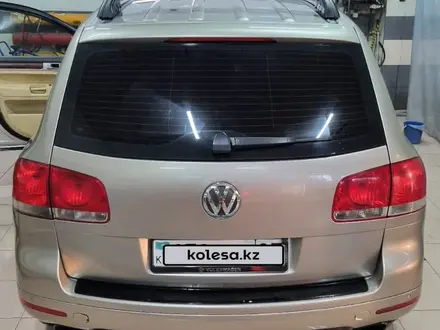 Volkswagen Touareg 2003 года за 4 500 000 тг. в Астана