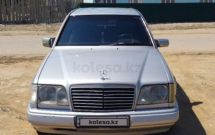 Mercedes-Benz E 220 1994 годаүшін1 850 000 тг. в Жосалы