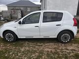 Renault Sandero 2014 года за 1 800 000 тг. в Актобе – фото 3