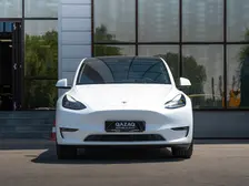 Tesla Model Y, 2022