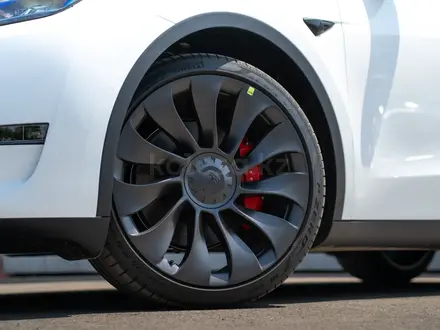 Tesla Model Y 2022 года за 14 500 000 тг. в Алматы – фото 6