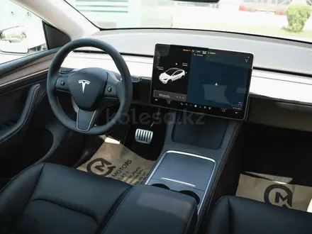 Tesla Model Y 2022 года за 14 500 000 тг. в Алматы – фото 8