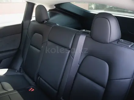 Tesla Model Y 2022 года за 14 500 000 тг. в Алматы – фото 14