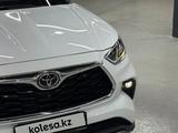 Toyota Highlander Luxe 2026 годаүшін28 100 000 тг. в Алматы – фото 5
