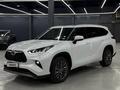 Toyota Highlander Luxe 2026 года за 27 100 000 тг. в Алматы – фото 3