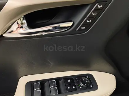 Lexus RX 300 2021 года за 24 500 000 тг. в Алматы – фото 15