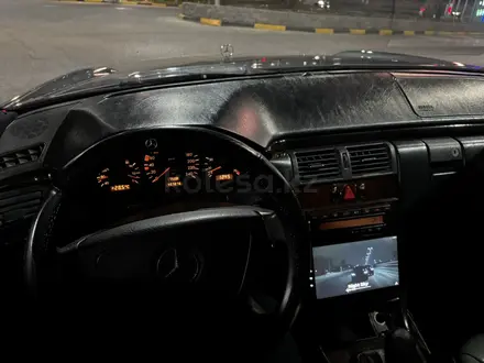 Mercedes-Benz E 230 1995 года за 1 850 000 тг. в Шымкент – фото 5