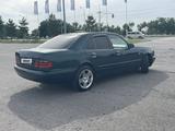 Mercedes-Benz E 240 1998 годаүшін3 200 000 тг. в Тараз – фото 4